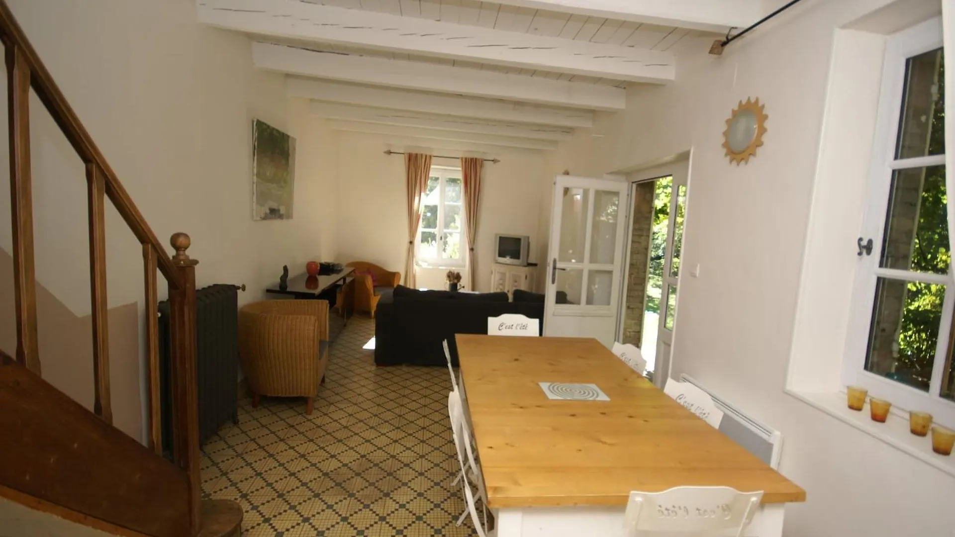 Lovely House With Grass Garden Shared Swimmingpool Next To The River Ard Che Lalevade-dʼArdèche Semesterbostad