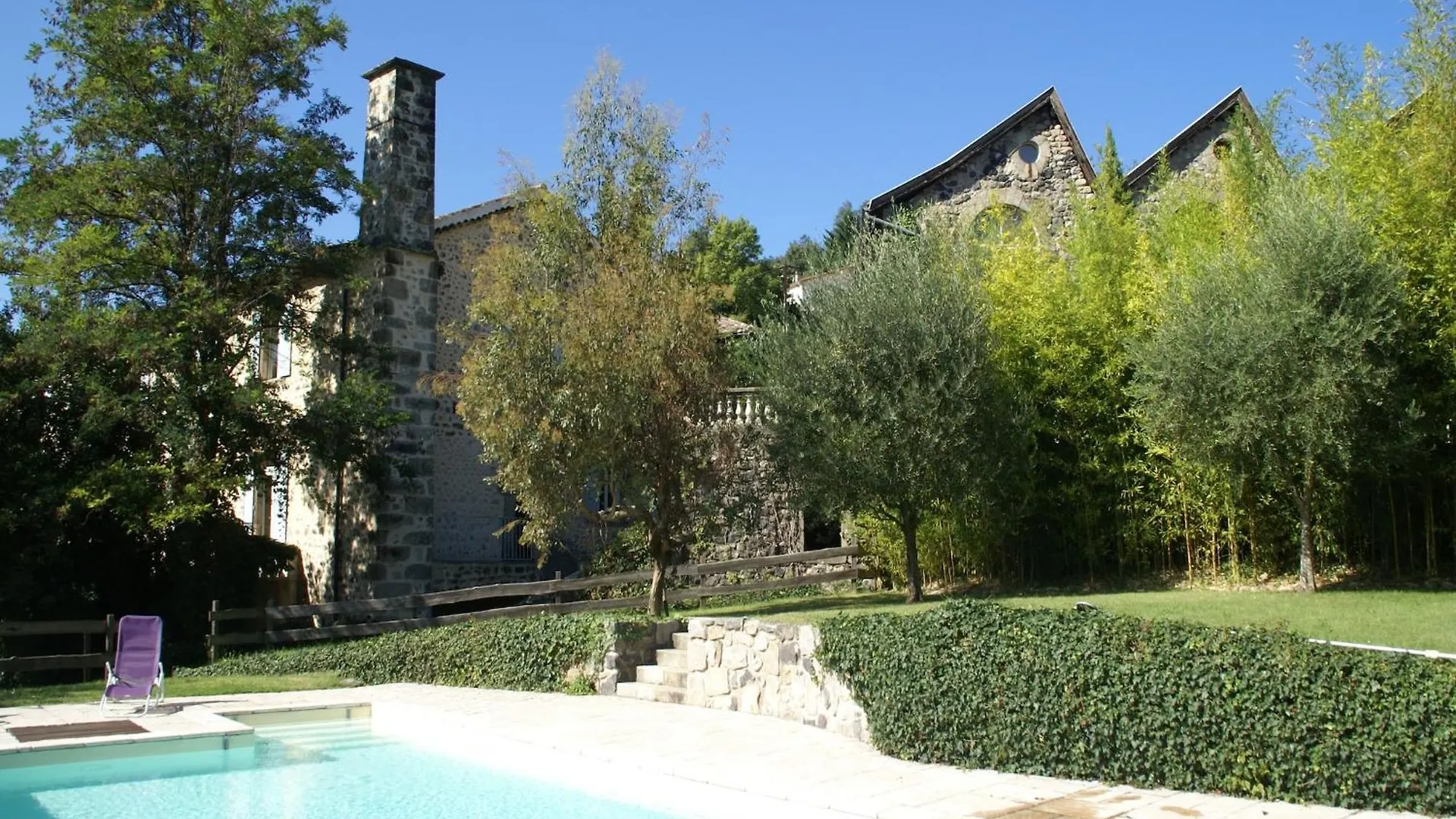 Lovely House With Grass Garden Shared Swimmingpool Next To The River Ard Che Lalevade-dʼArdèche